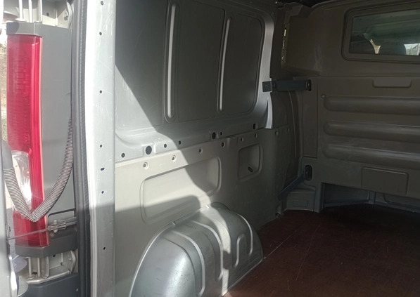 Renault Trafic cena 47999 przebieg: 200000, rok produkcji 2014 z Głubczyce małe 667